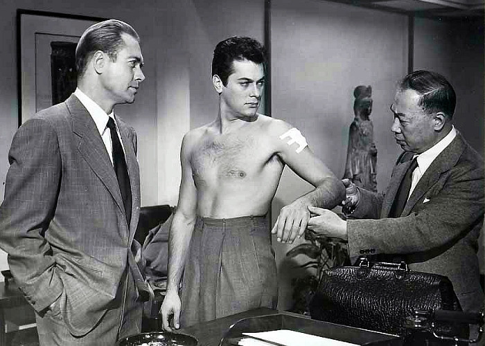 Tony Curtis, Lyle Bettger, and Howard Chuman in Forbidden