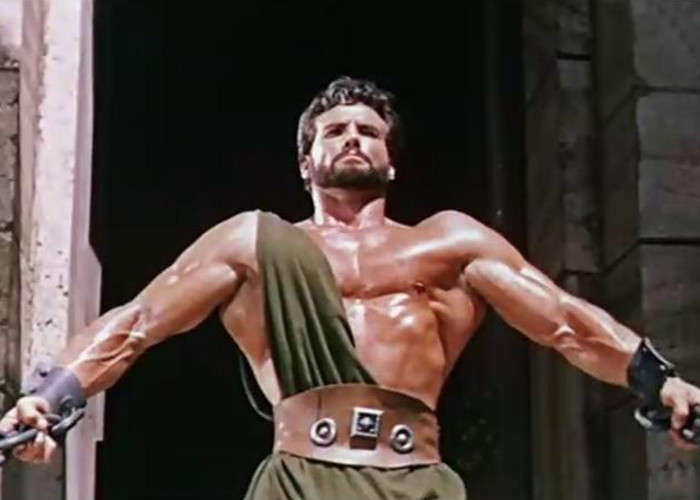 Steve Reeves in Hercules