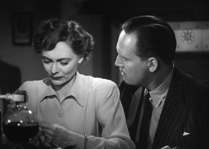 Trevor Howard and Celia Johnson in Brief Encounter (1945)