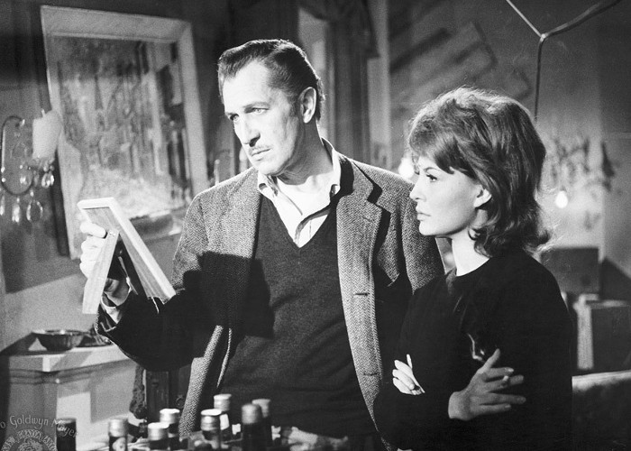 Vincent Price and Franca Bettoia in The Last Man on Earth (1964)