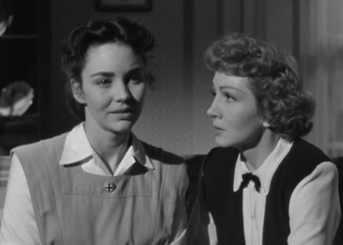Claudette Colbert and Jennifer Jones in Since You Went Away (1944)