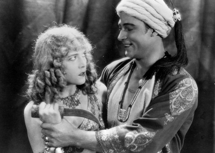 Vilma Bánky and Rudolph Valentino in The Son of the Sheik (1926)