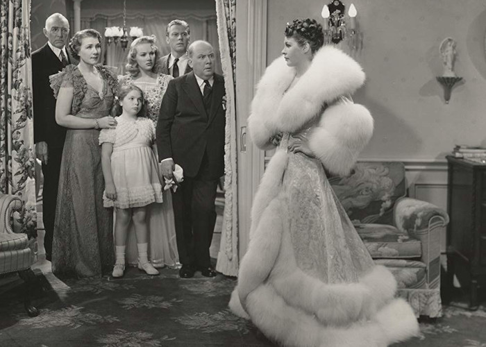 Betty Grable, Nana Bryant, Bonnie Jean Churchill, Martha Raye, and Jack Whiting in Give Me a Sailor (1938)