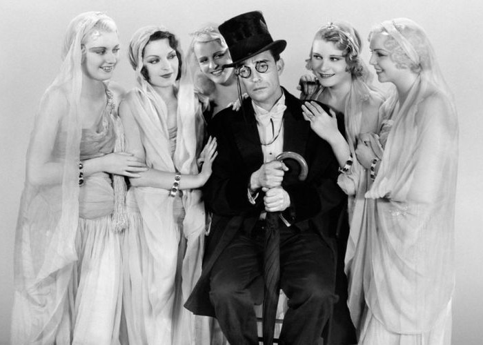 Buster Keaton in Speak Easily (1932)