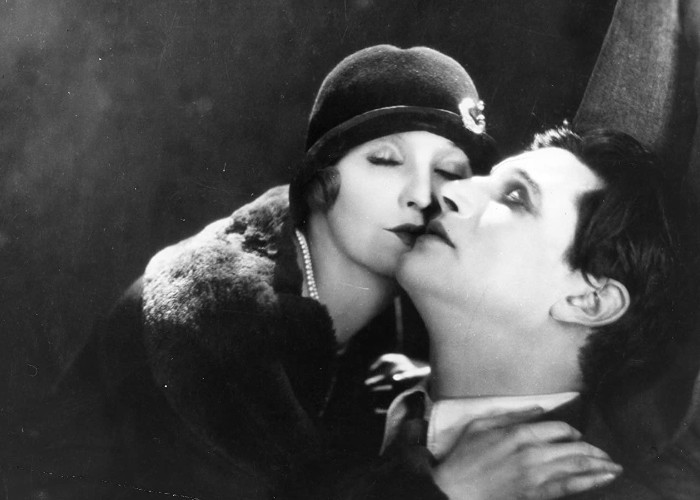 The Lodger: A Story of the London Fog (1927)