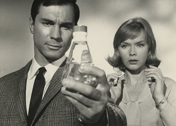 Anne Francis and George Maharis in The Satan Bug (1965)