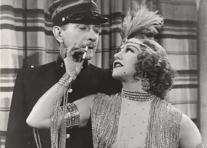 Ginger Rogers and Clifton Webb in Dreamboat (1952)